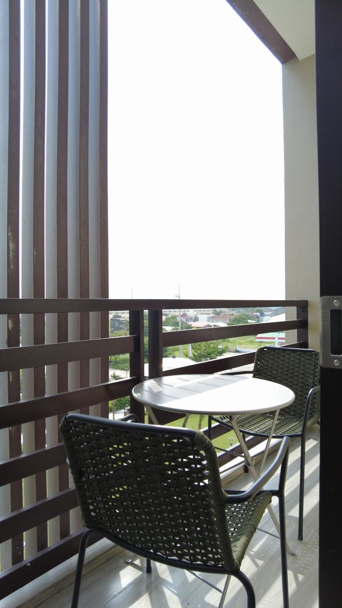Acro Residences Guiguinto Екстер'єр фото